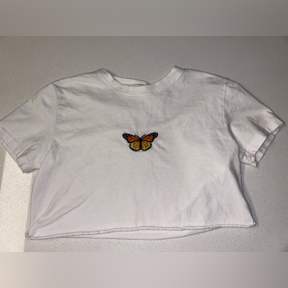 Brandy Melville butterfly crop top 🦋